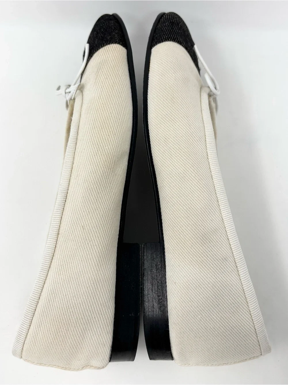 CHANEL Two Tone Ballet Flats Ivory Black Denim Cap Toe size 37 6-6.5 - Picture 11 of 15